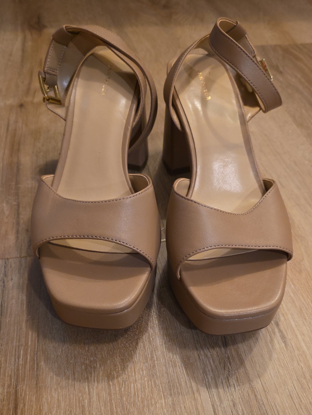 Ann Taylor Tan Leathee Platform Block Heel Sandals Sz 9.5